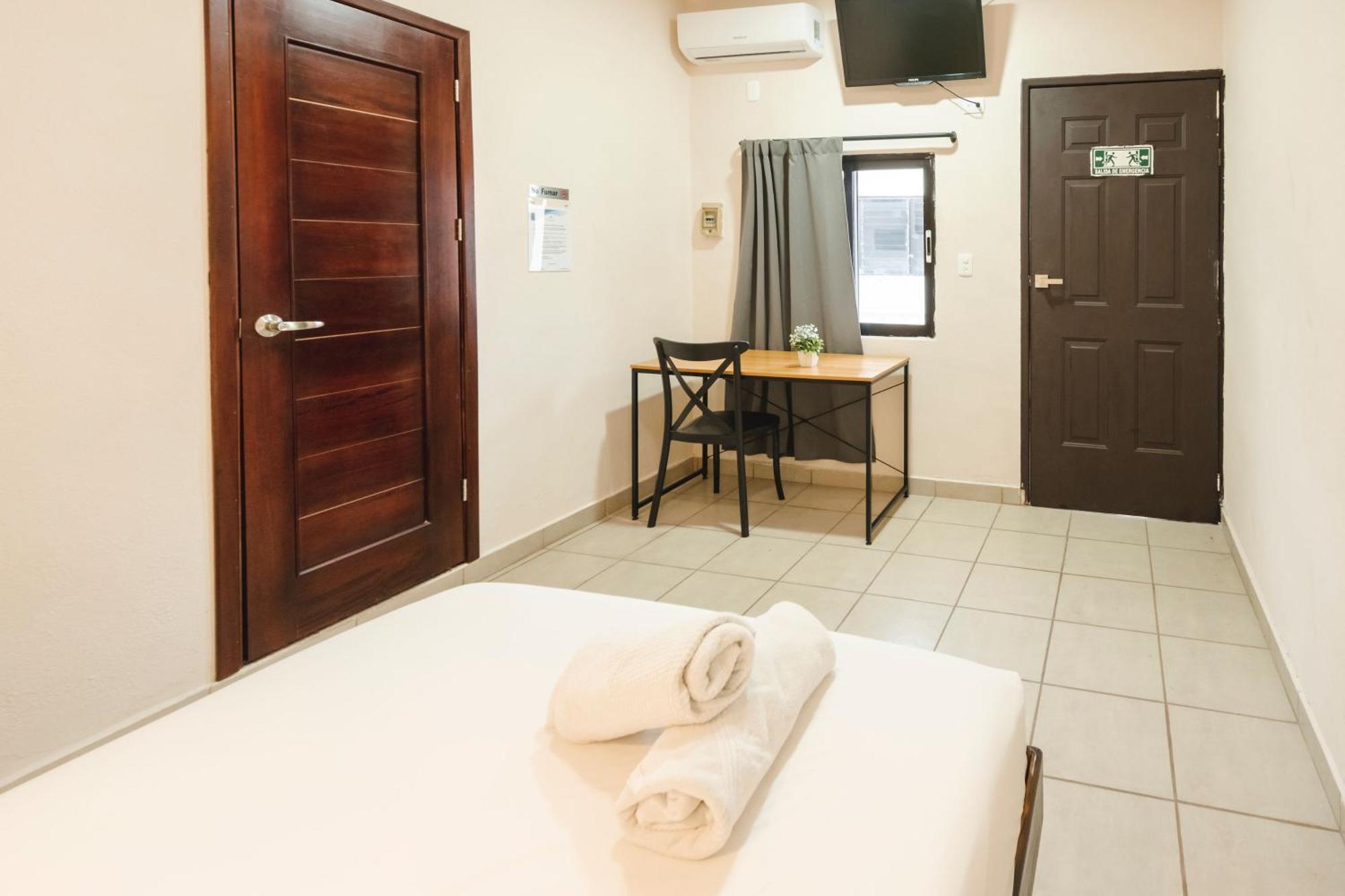Hotel Quiam プレヤデルカーメン エクステリア 写真
